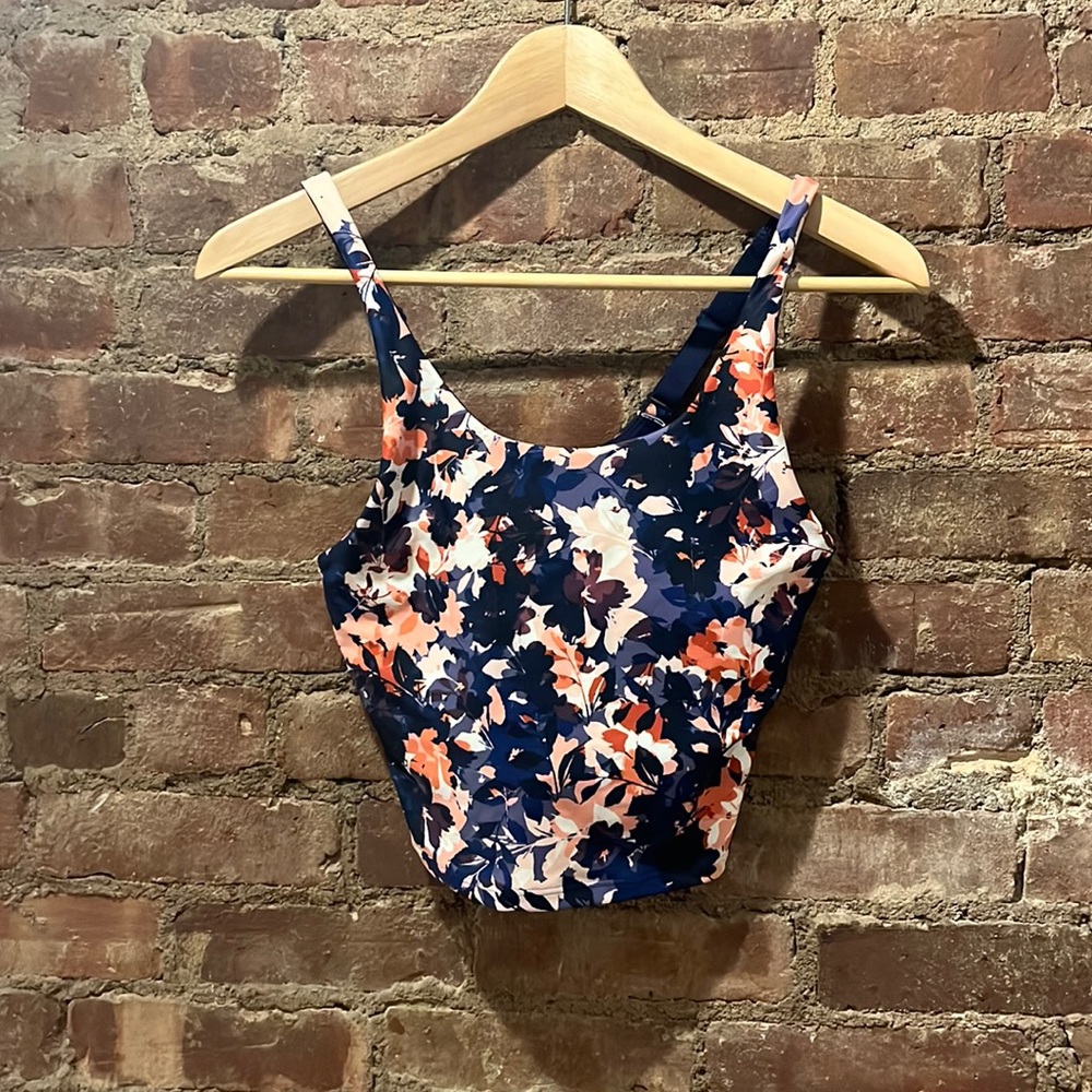 NWT Old Navy floral print active wear top with bra